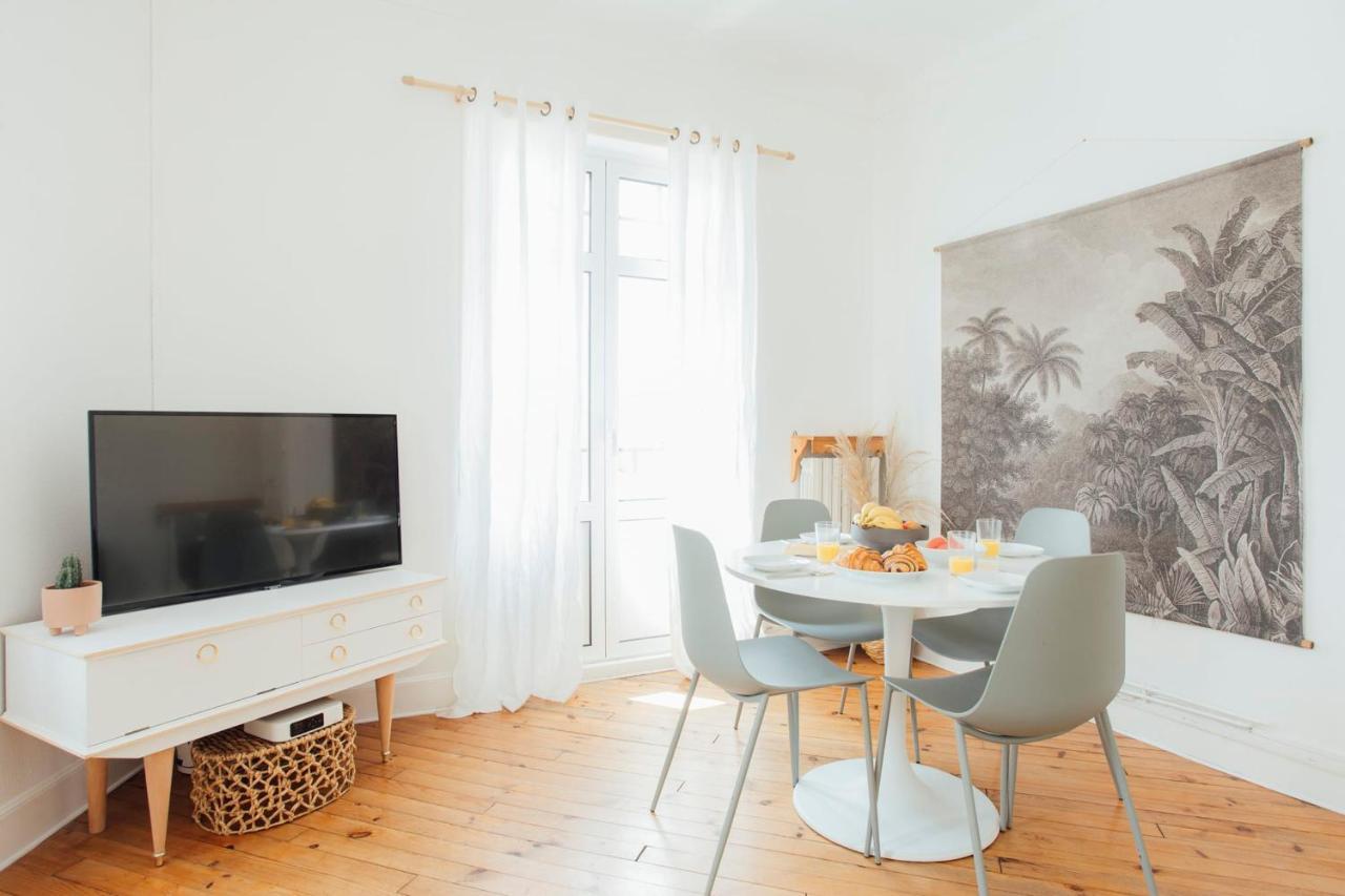 Apartamento Coachella Vintage Chic In The Heart Of St Charles Biarriz Exterior foto